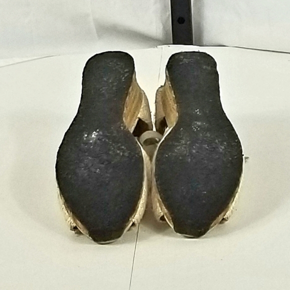 UGG Ankle Tie Low Wedge Sandal - Picture 6 of 7